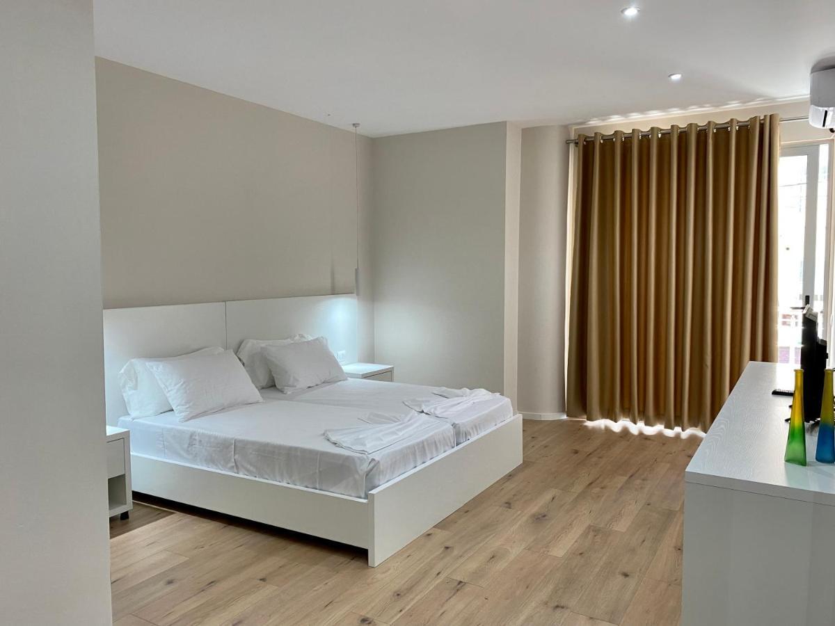 Violet'S Boutique Apartments Saranda Kültér fotó