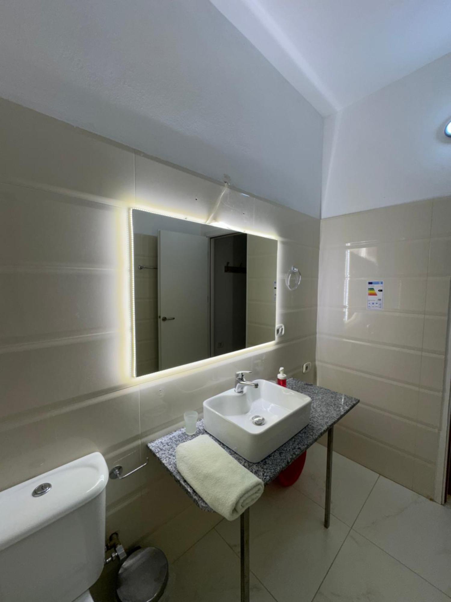 Violet'S Boutique Apartments Saranda Kültér fotó
